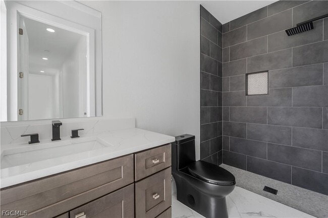 Building Photo - 2721 NW 41st Ave