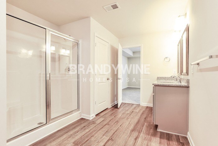Building Photo - 728 Patmore Dr