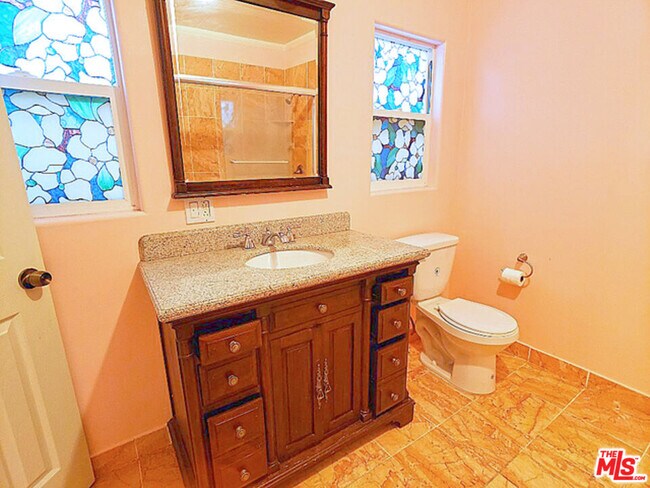 Building Photo - 205 N New Hampshire Ave