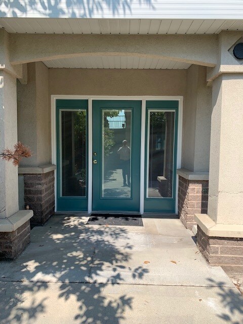 Building Photo - 706 N 1890 W