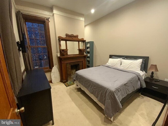 Building Photo - 1837 16th St NW