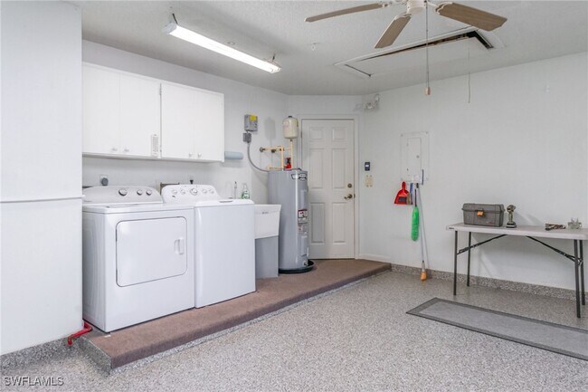 Building Photo - 9968 Treasure Cay Ln