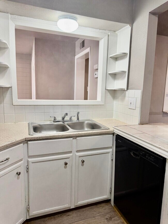 Building Photo - 4818 36th St