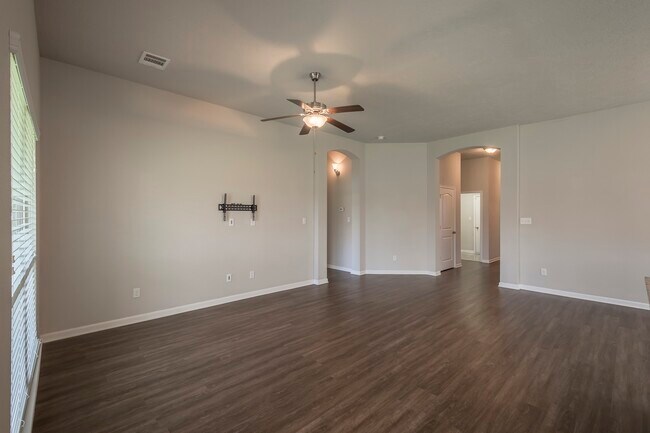 Building Photo - 7418 Masters Dr