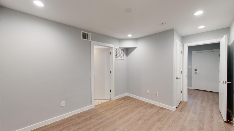 Building Photo - 4400 San Jacinto St