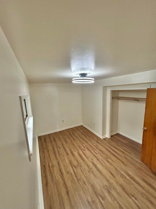 Building Photo - 330 Sip Ave