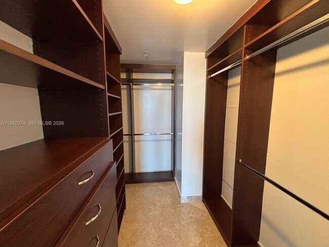 Building Photo - 185 SW 7th St