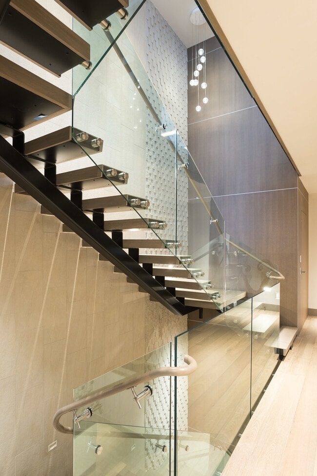 Building Photo - 126 Juan St