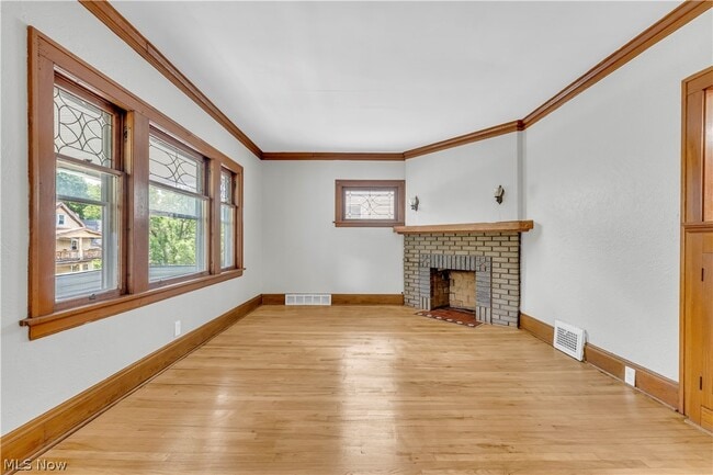 Building Photo - 3904 W 18th St