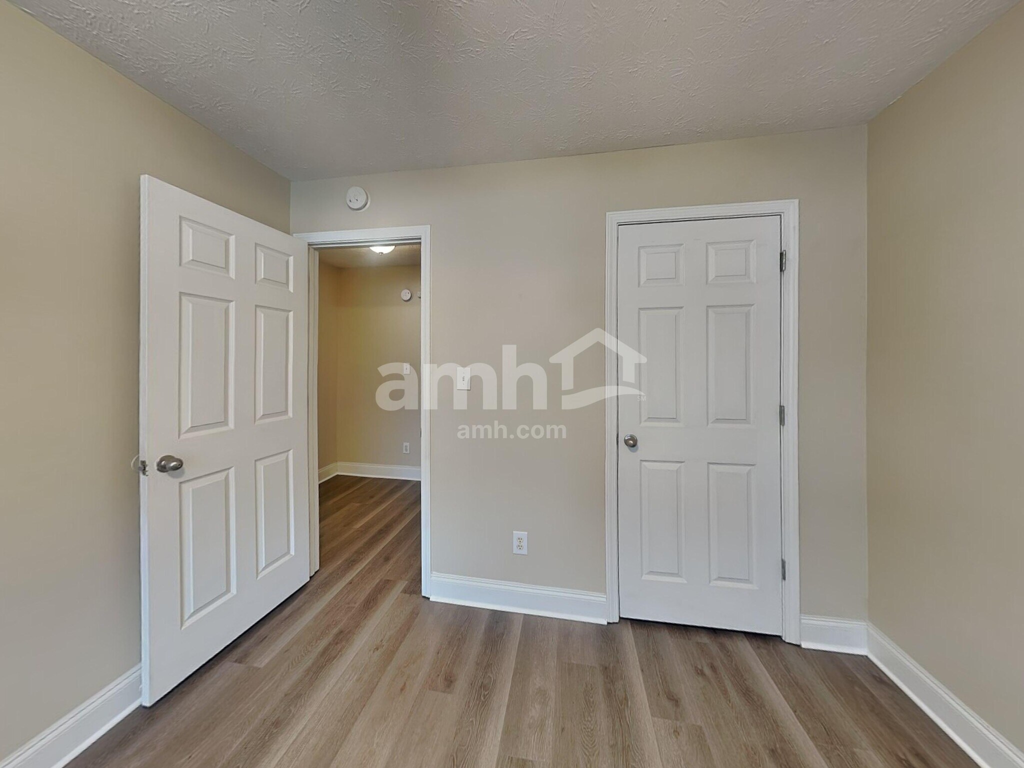 Building Photo - 785 Mount Royal Cv