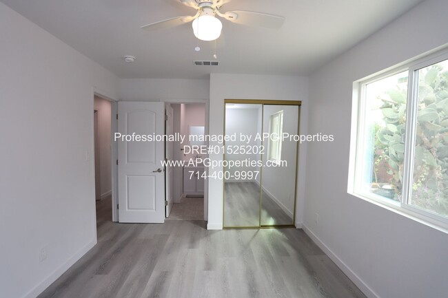 Building Photo - 2 Bedrooms + 2 Bathrooms ADU with Driveway...