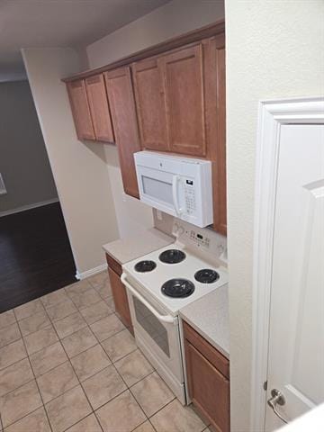 Building Photo - 1629 Summerhill Ct