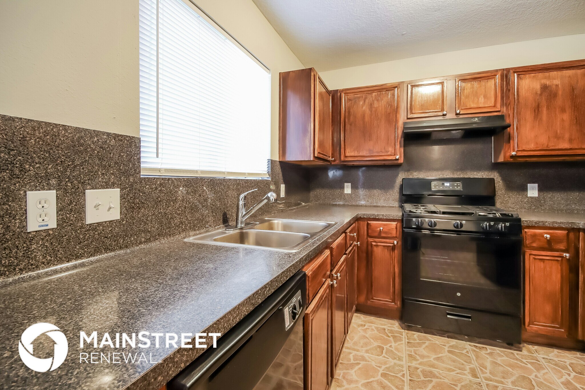 Building Photo - 2219 Hadden Hollow Dr