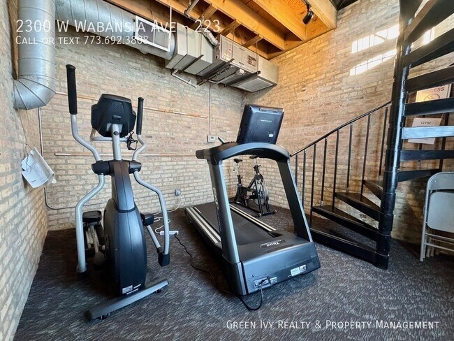 Building Photo - 2300 W Wabansia Ave