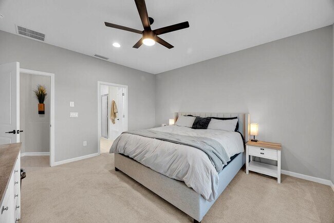 Building Photo - 161 Goldcrest Wy