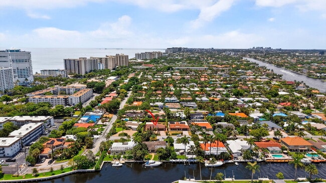 Building Photo - 2060 Tropic Isle