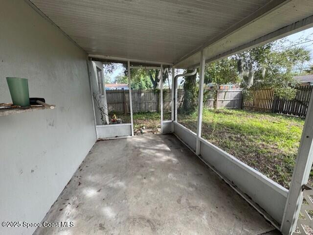 Building Photo - 1107 Broadmoor Dr