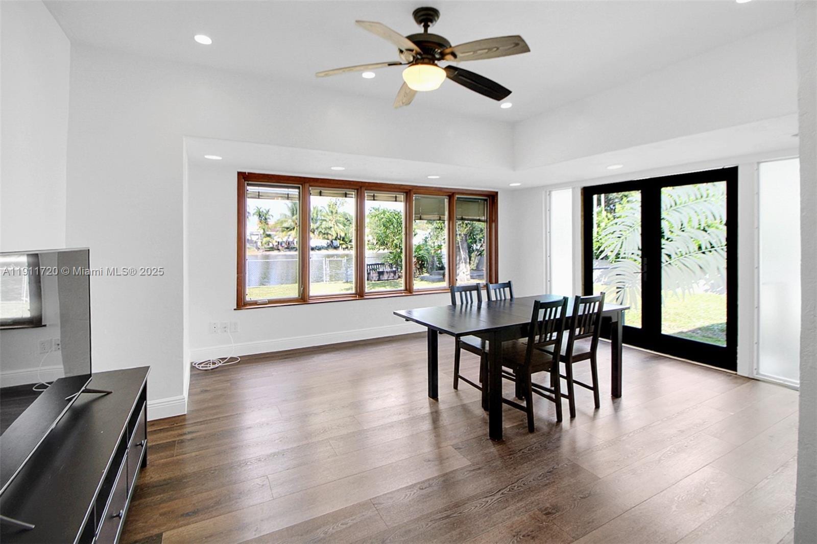 Building Photo - 89 Corydon Dr