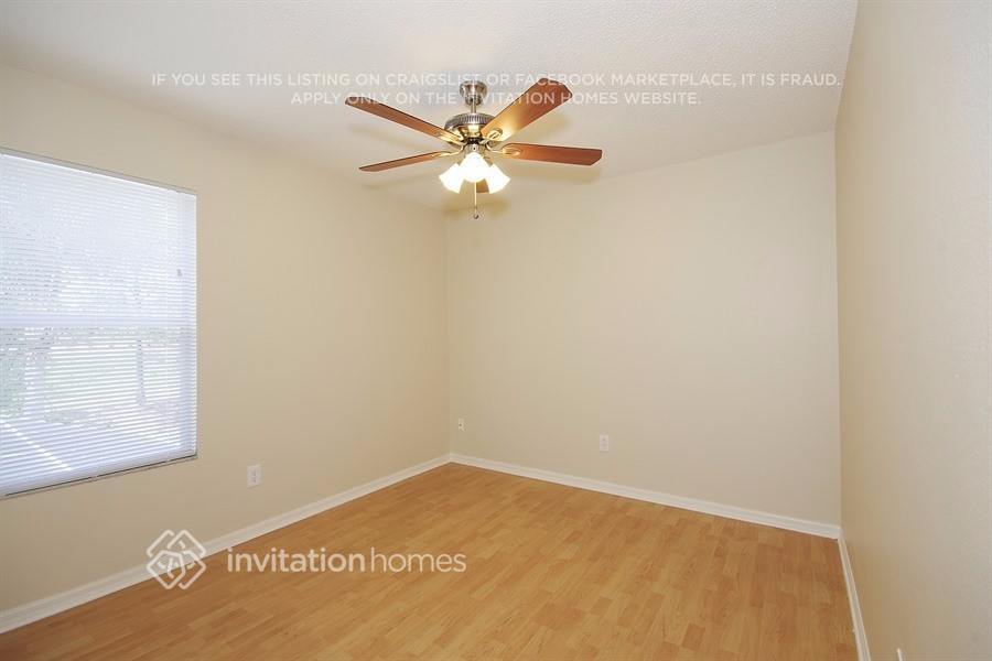 Building Photo - 5011 Bellthorn Dr