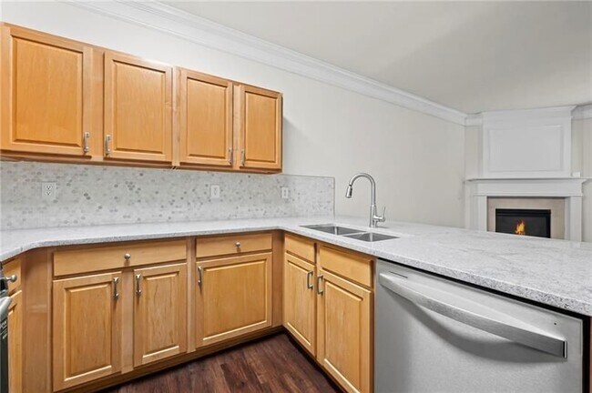 Building Photo - 5662 Lawley Rd