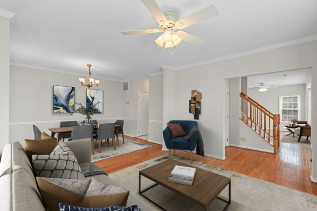 Building Photo - 7073 Kings Manor Dr