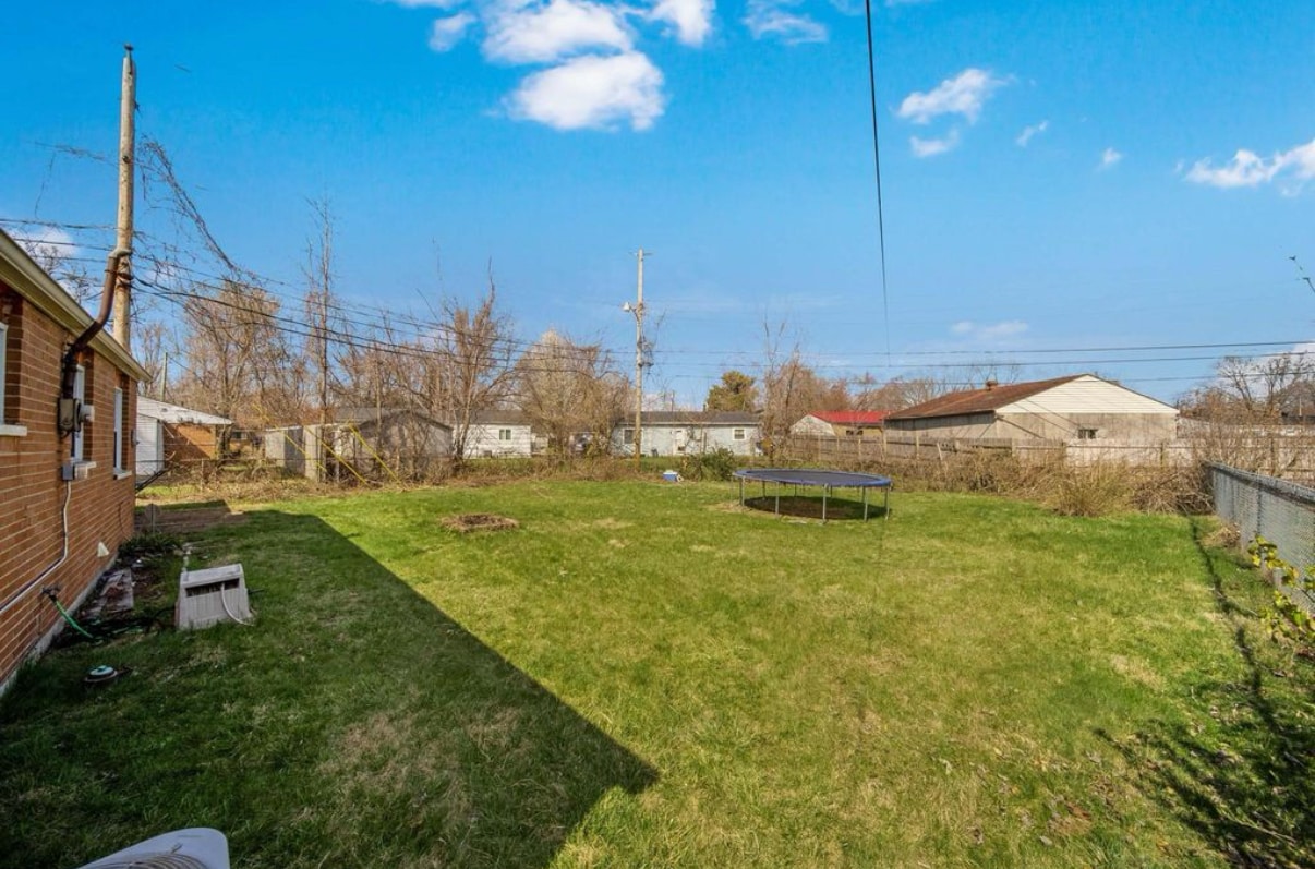 Building Photo - 1602 Vilardo Ln
