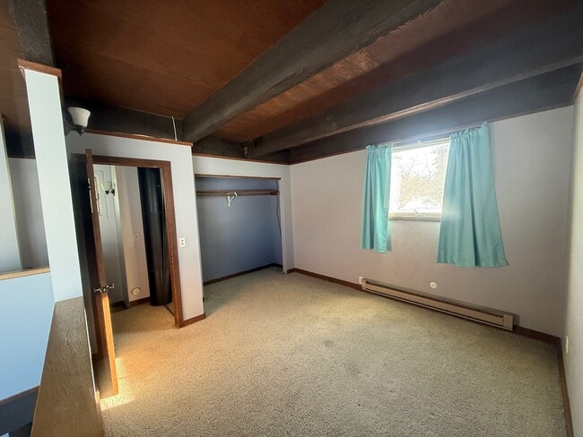 Building Photo - 2521 2nd Ave S