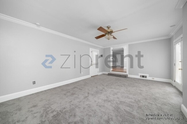 Building Photo - 2231 Allaire Ln NE