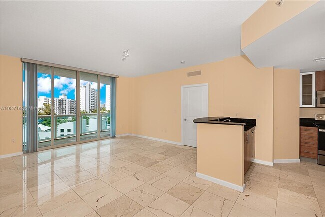 Building Photo - 7900 Harbor Island Dr