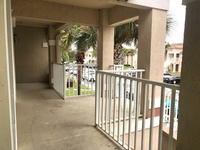 Building Photo - Nice 2X2 located on 2nd floor- Tile & lami...