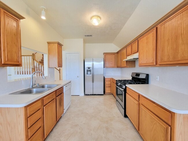 Building Photo - 14938 Brightbrook Dr