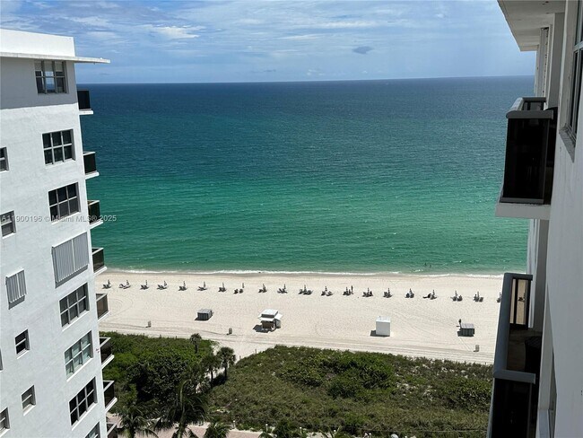 Building Photo - 6039 Collins Ave