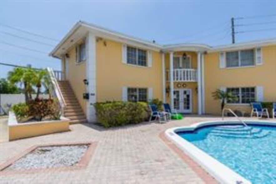 Building Photo - 5840 NE 22nd Way