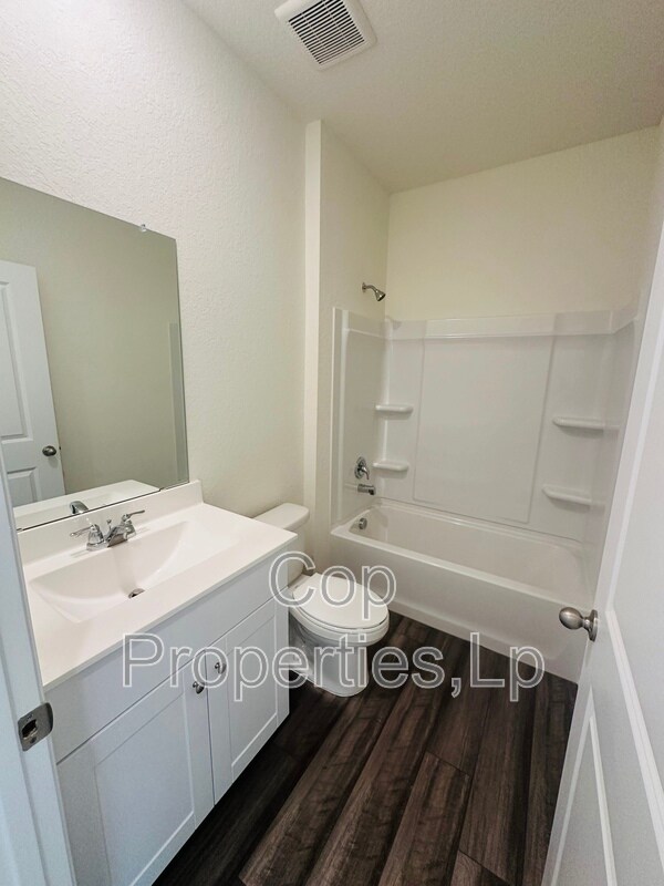 Building Photo - 10136 Peppercorn Pl