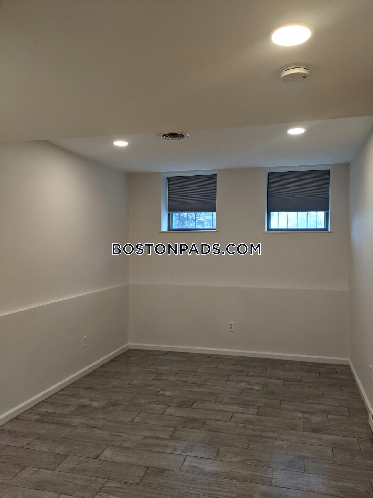 Building Photo - 197 Sidney St