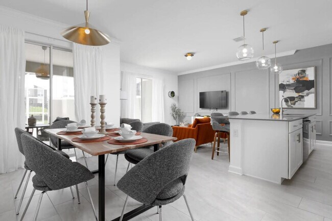 Building Photo - 954 Splash Shot Pl