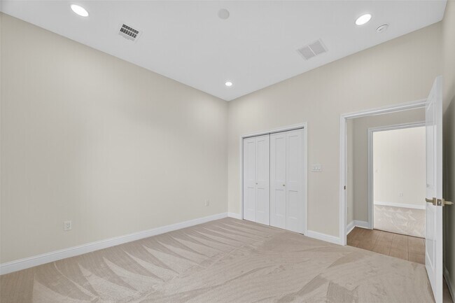 Building Photo - 7717 Prairie St