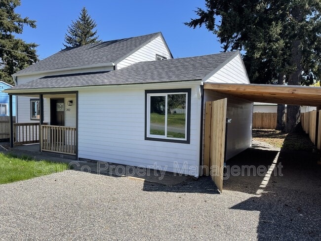 Building Photo - 202 NE 92nd Pl