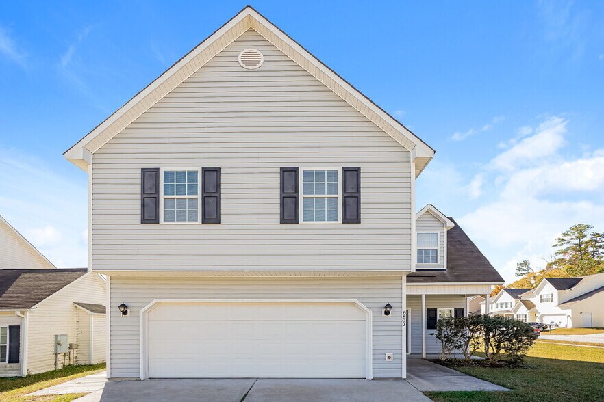 Primary Photo - 6802 Paint Rock Ln