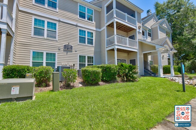 Building Photo - MOVE IN THIS YEAR - FREE MONTH'S RENT IN 1st 90 DAYS!