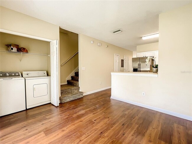 Building Photo - 6021 Osprey Lake Cir