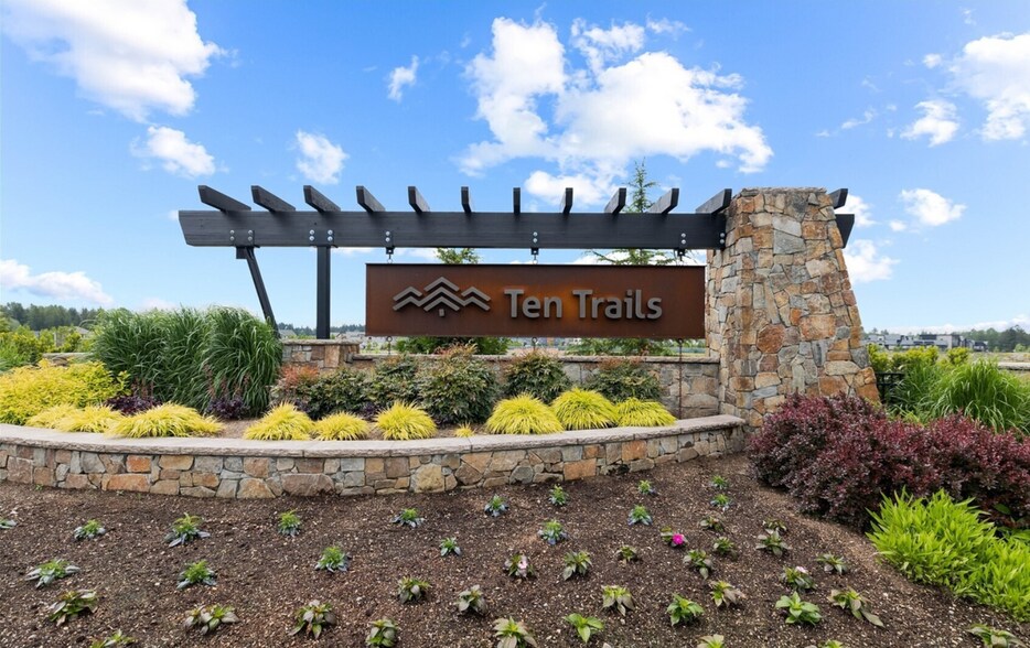 Building Photo - 32838 Ten Trails Pky SE