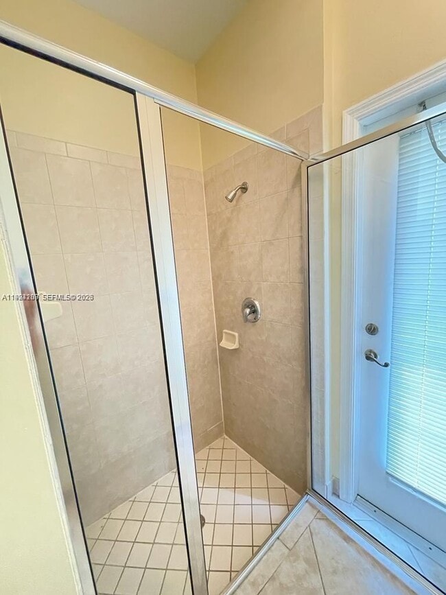 Building Photo - 19183 N Hibiscus St