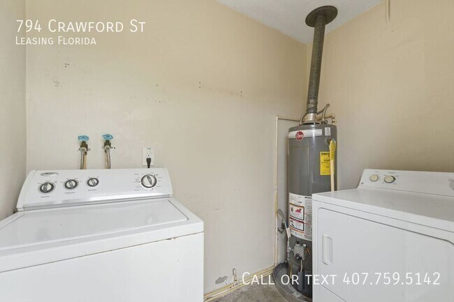 Building Photo - 794 Crawford St