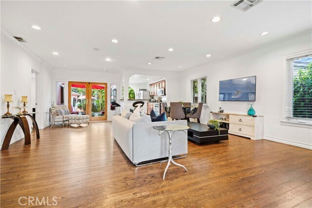 Building Photo - 5362 Yolanda Ave