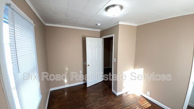 Building Photo - 1724 Winton St