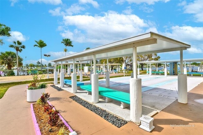 Building Photo - 2879 SW 58th Ct