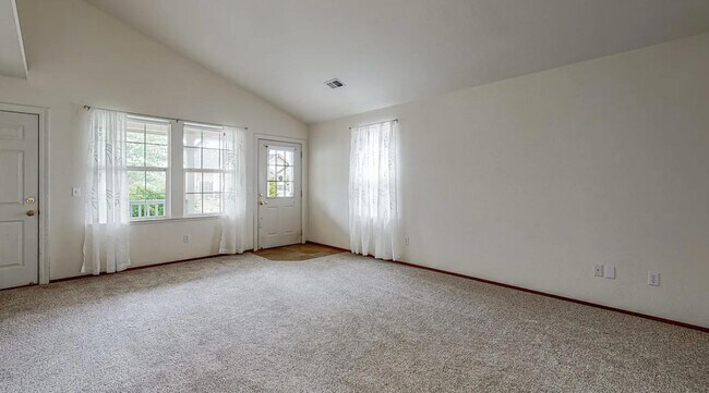 Building Photo - 2093 Tina Ct