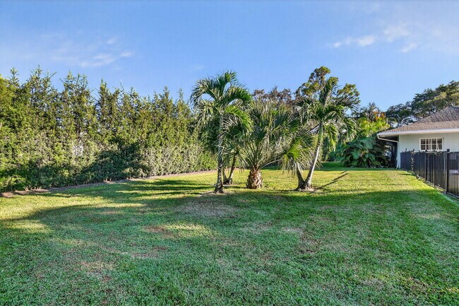 Building Photo - 13172 Doubletree Cir