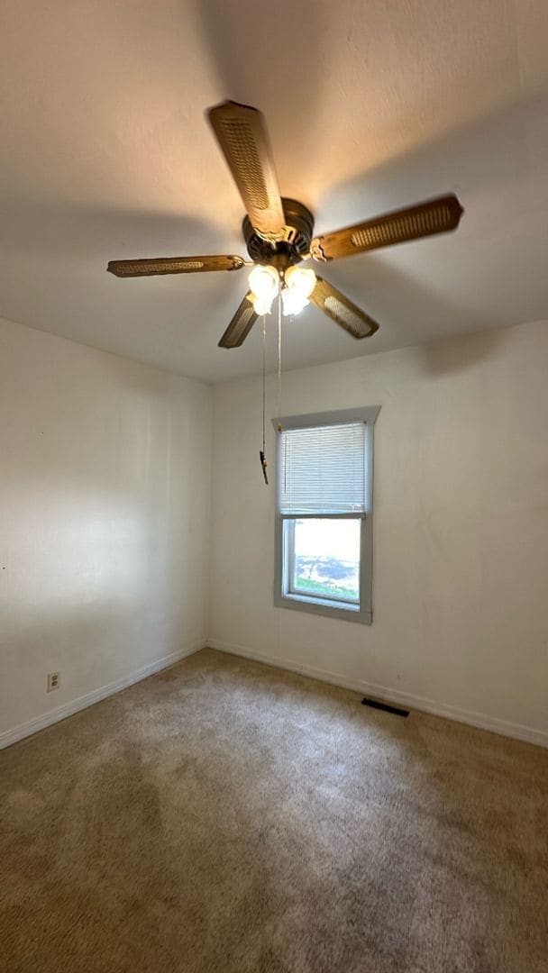 Building Photo - 3 Bedroom, 1 Bath home in Little Falls, MN with 3 car detached (Insulated & Heated) garage